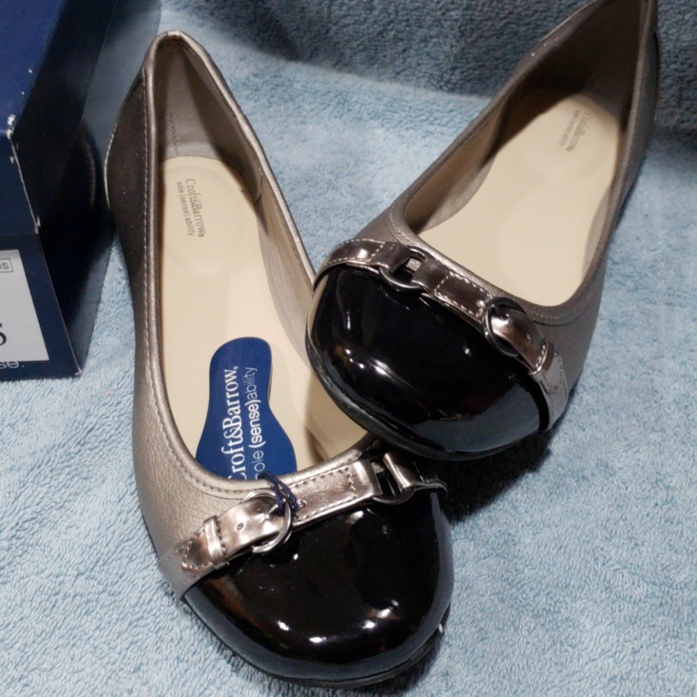 Croft & Barrow Comfort Flats 7.5 Blk/Slvr
